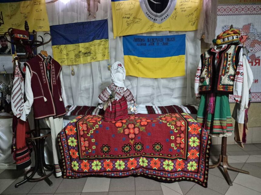 Вишиваний флешмоб