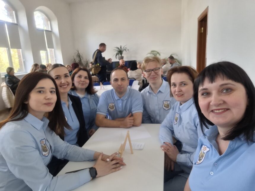 Команда гімназії взяла участь у інтелектуальних змаганнях КВІЗ серед учителів Галицького району